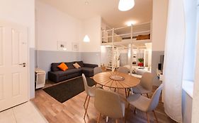 Klau33 Apartment In Party District